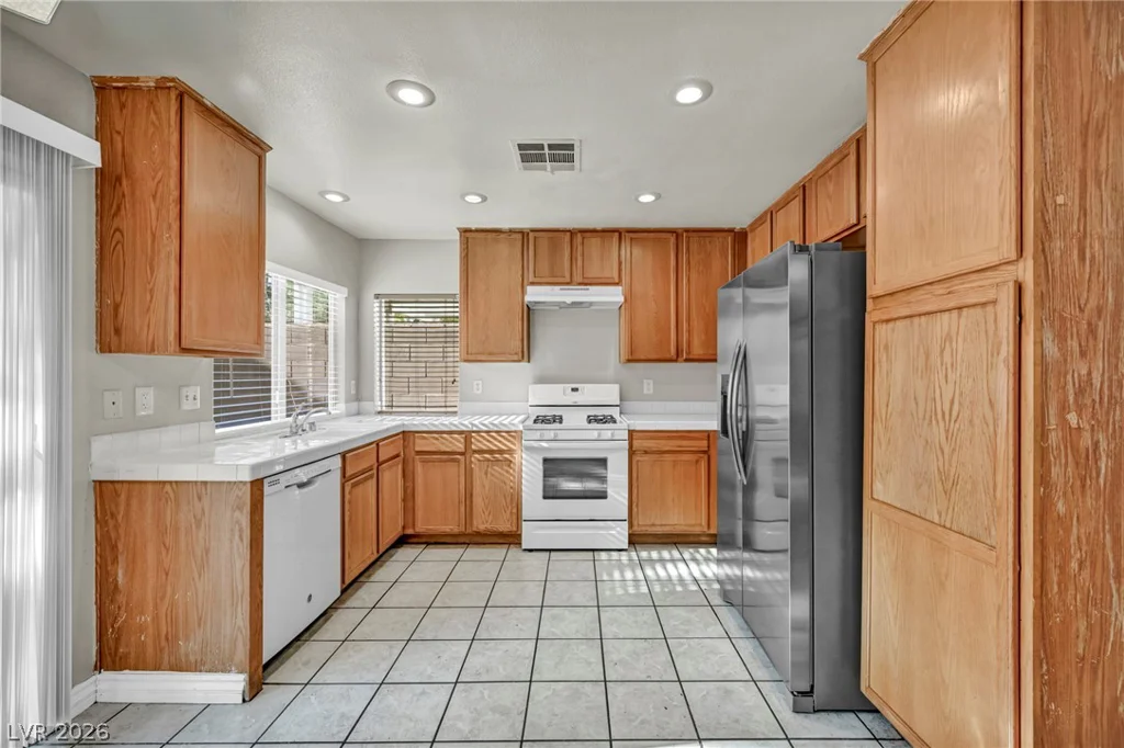812 Bow Creek, Las Vegas, NV 89134