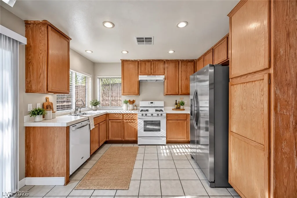 812 Bow Creek, Las Vegas, NV 89134