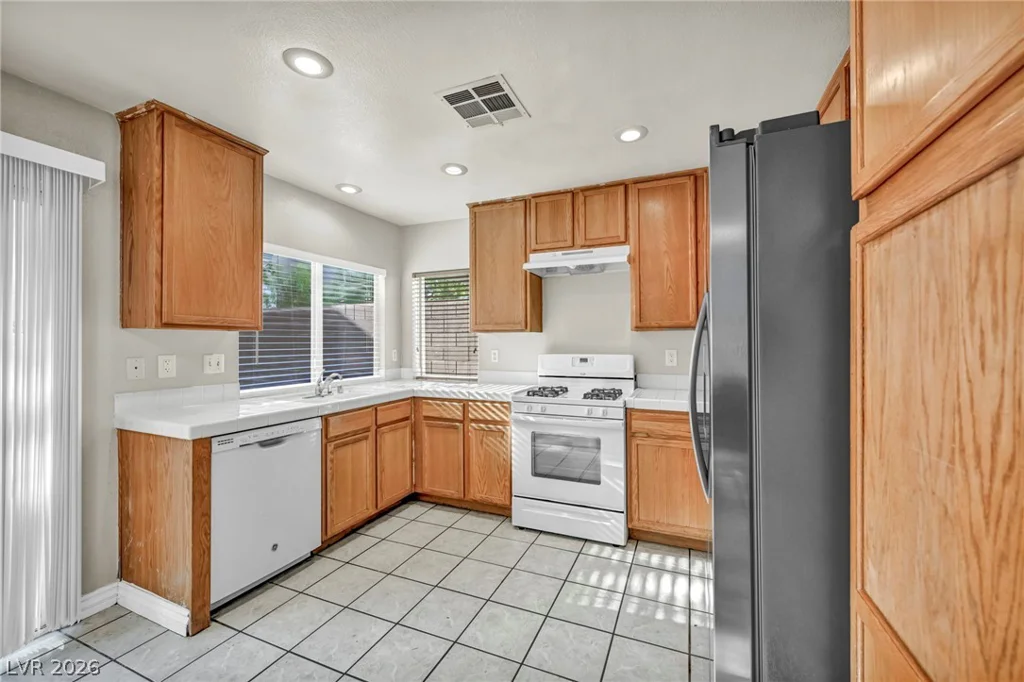 812 Bow Creek, Las Vegas, NV 89134