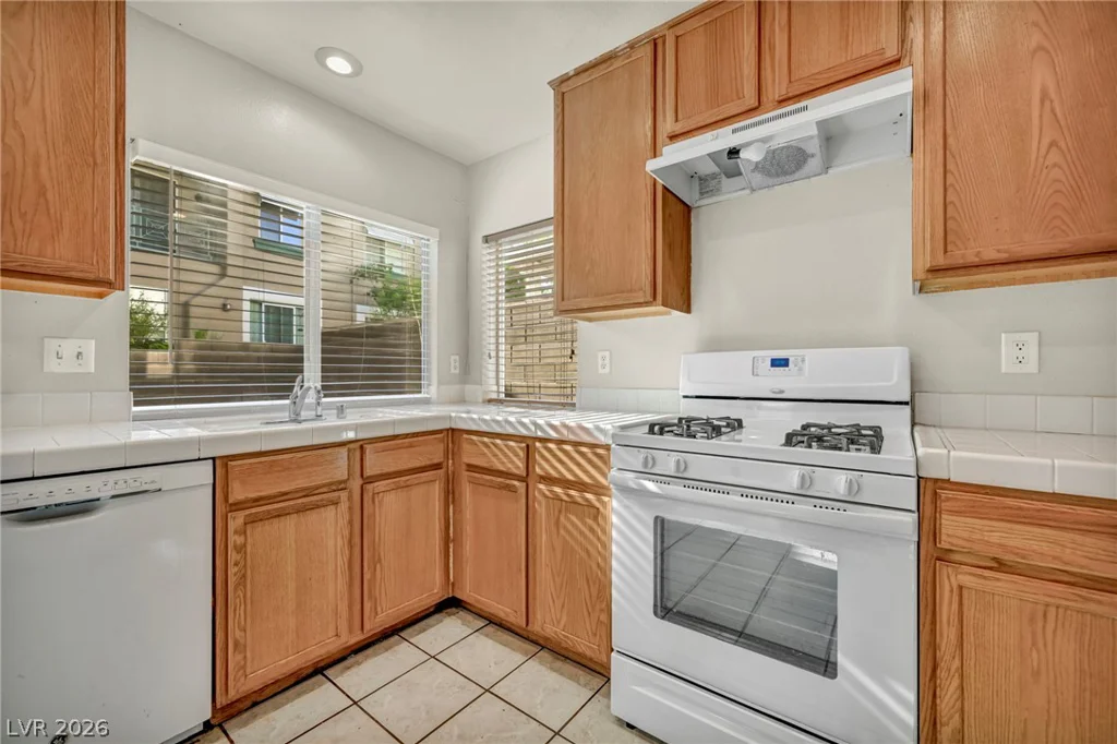 812 Bow Creek, Las Vegas, NV 89134
