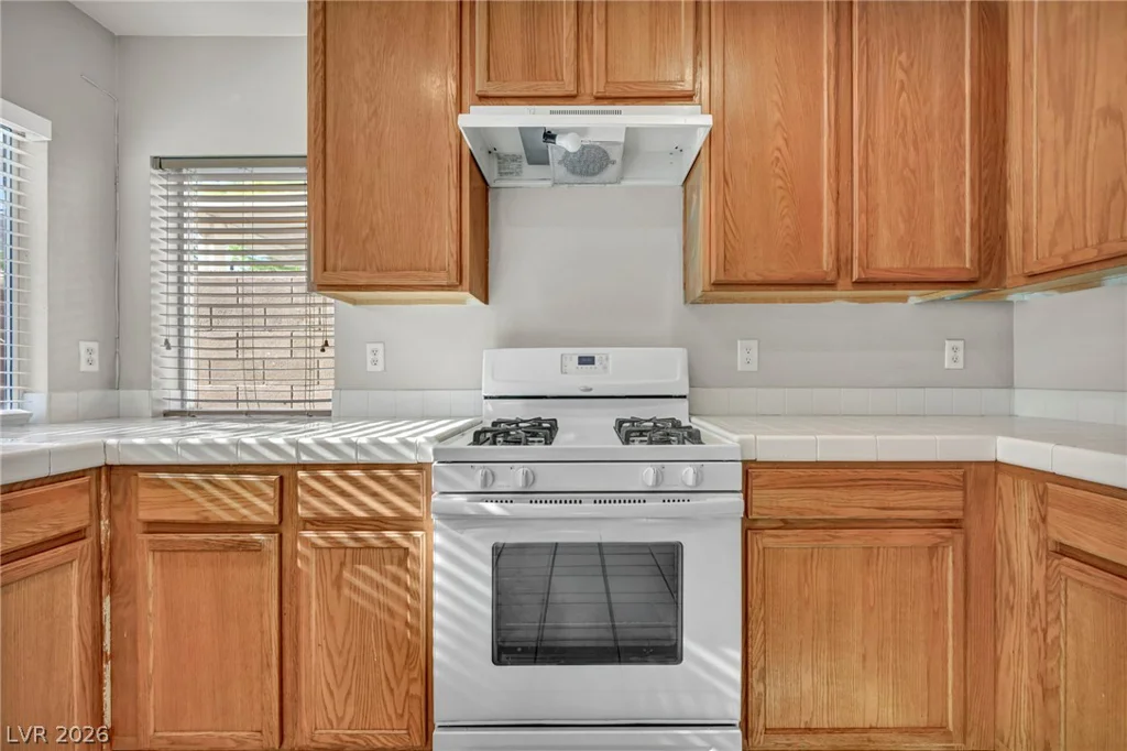 812 Bow Creek, Las Vegas, NV 89134