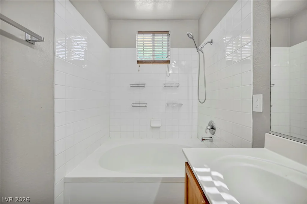 812 Bow Creek, Las Vegas, NV 89134
