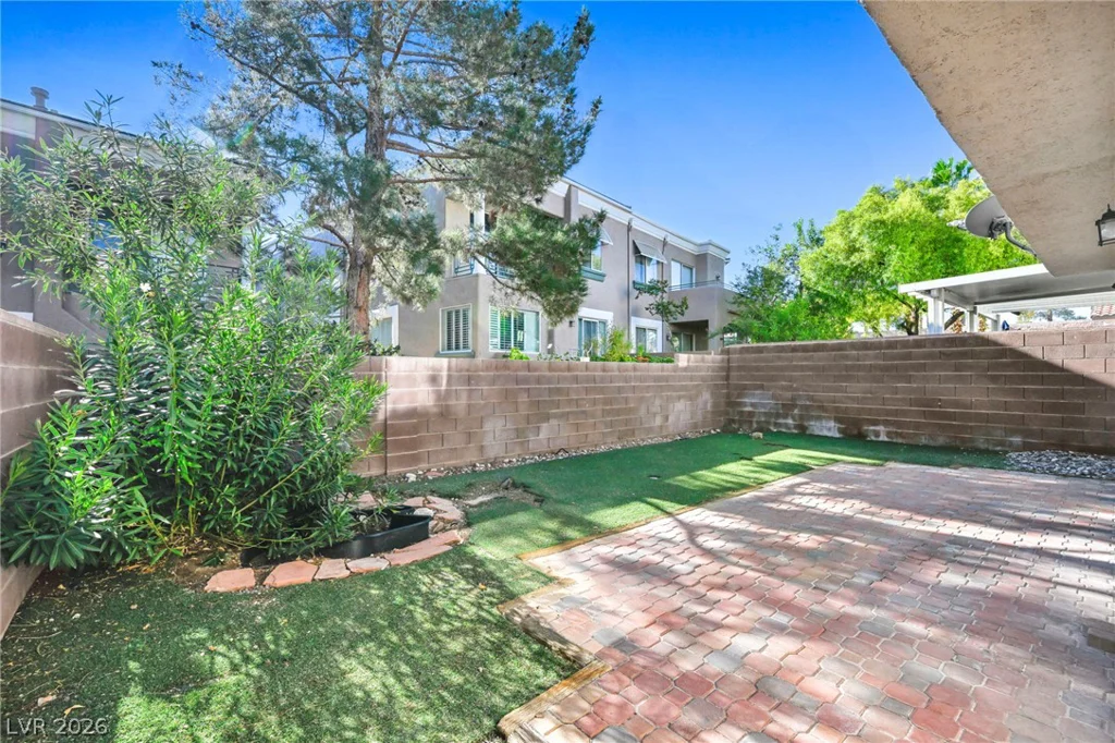 812 Bow Creek, Las Vegas, NV 89134