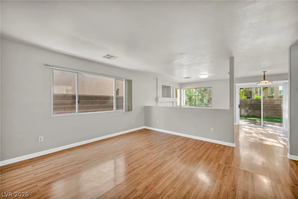 812 Bow Creek, Las Vegas, NV 89134