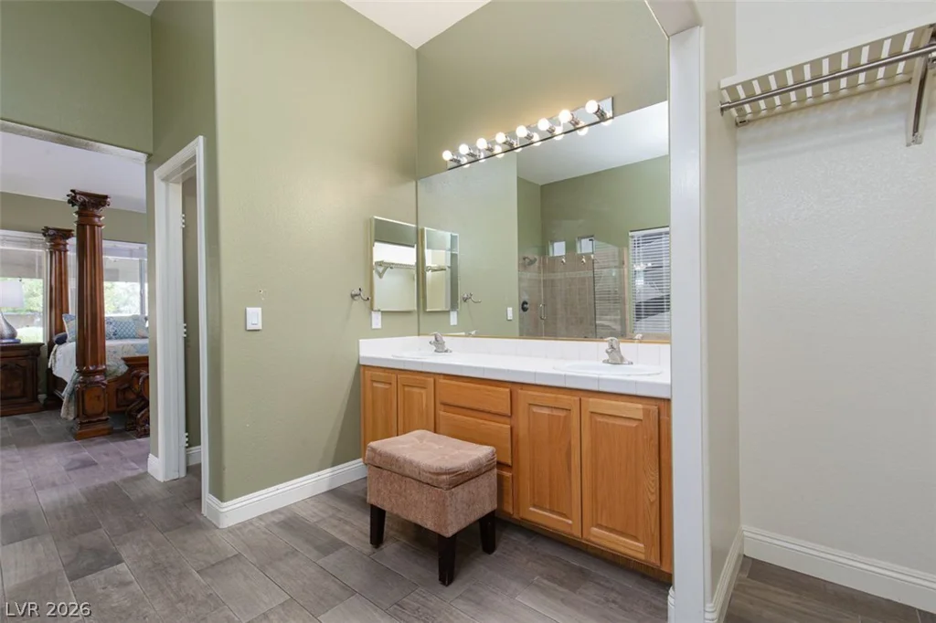 4670 Los Rancheros, Las Vegas, NV 89129