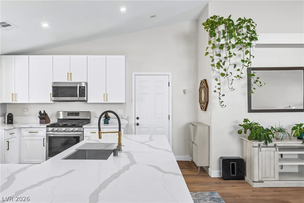 5580 Nimes, Las Vegas, NV 89141
