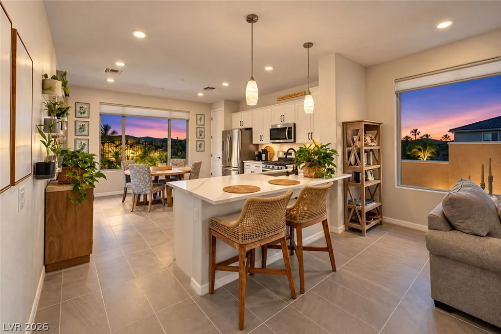 49 Stone Bluff, Henderson, NV 89011