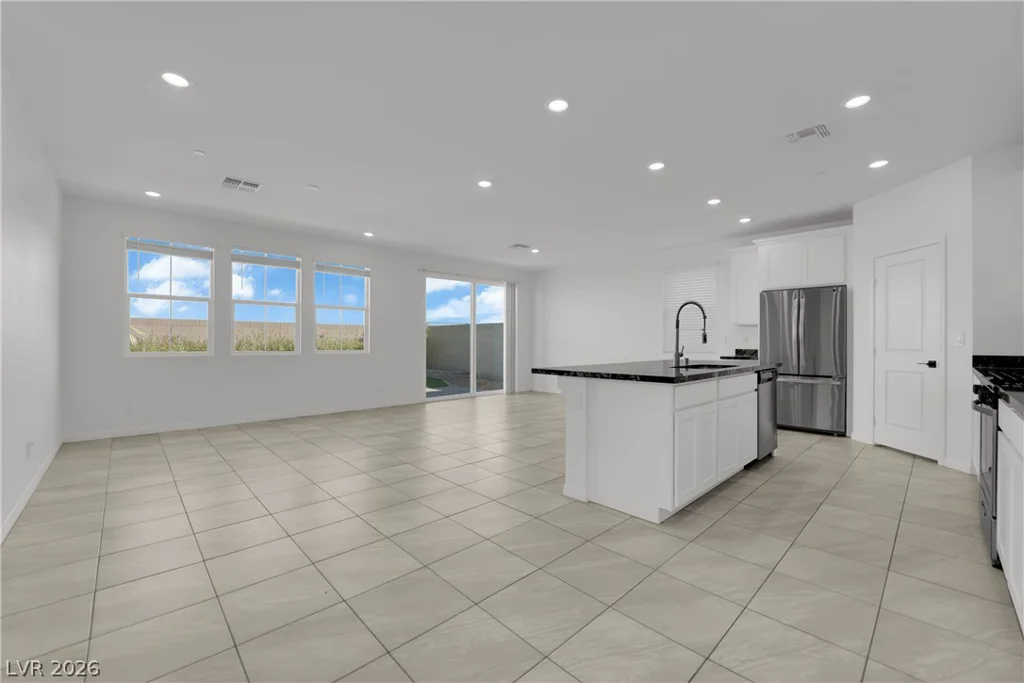 2406 Bellinzona, Henderson, NV 89044