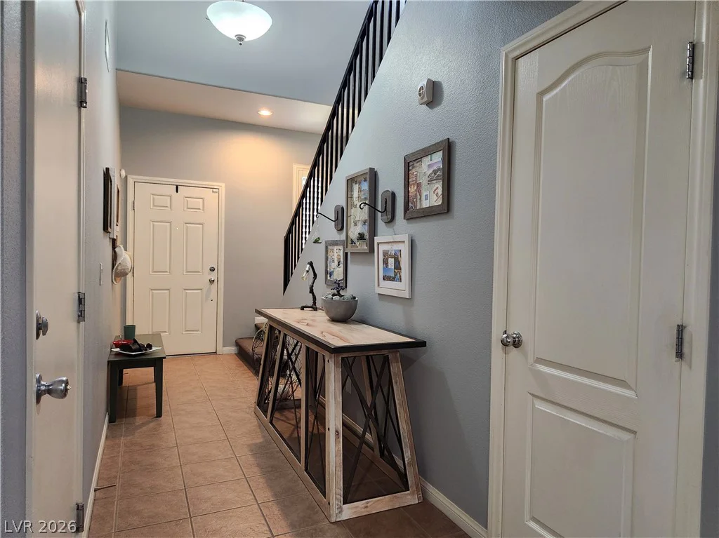 10549 Gibbous Moon, Las Vegas, NV 89129