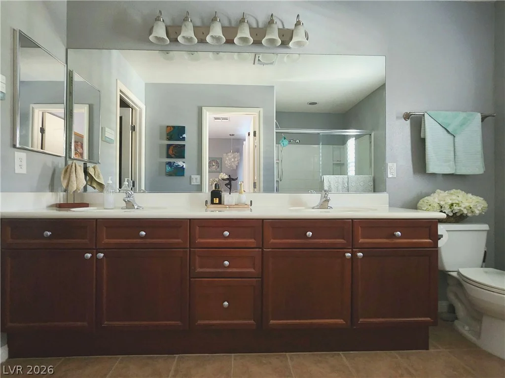 10549 Gibbous Moon, Las Vegas, NV 89129