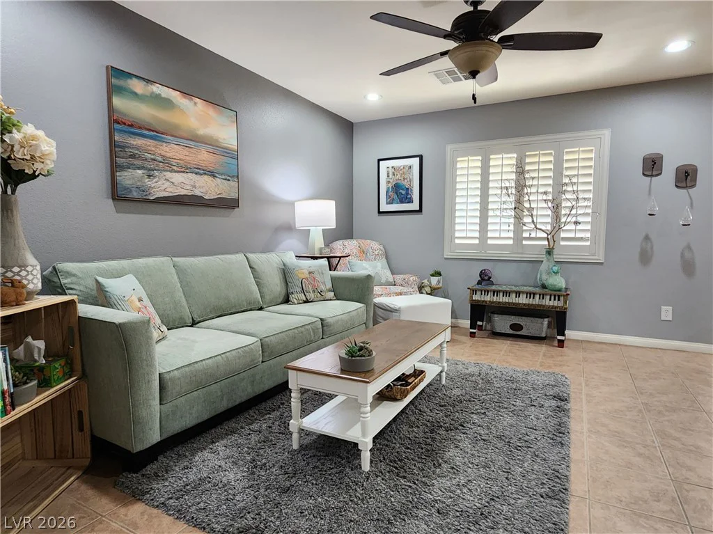 10549 Gibbous Moon, Las Vegas, NV 89129