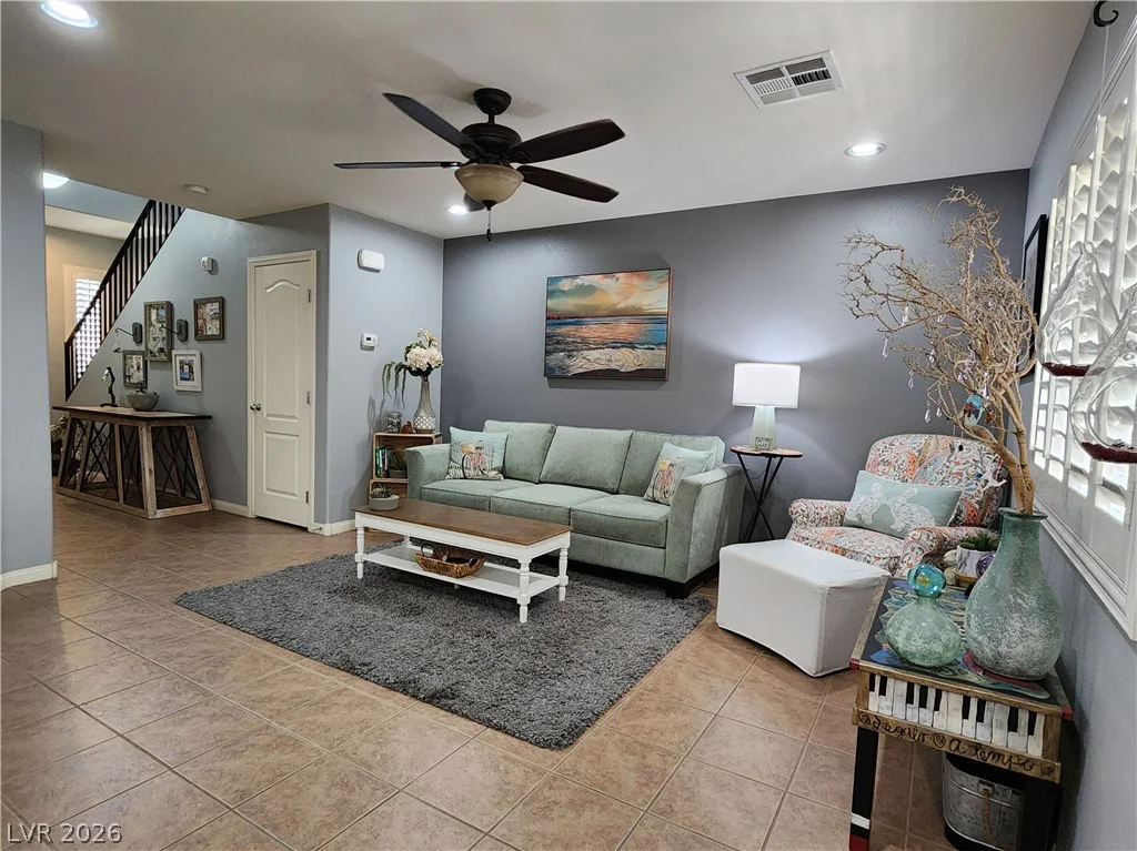 10549 Gibbous Moon, Las Vegas, NV 89129
