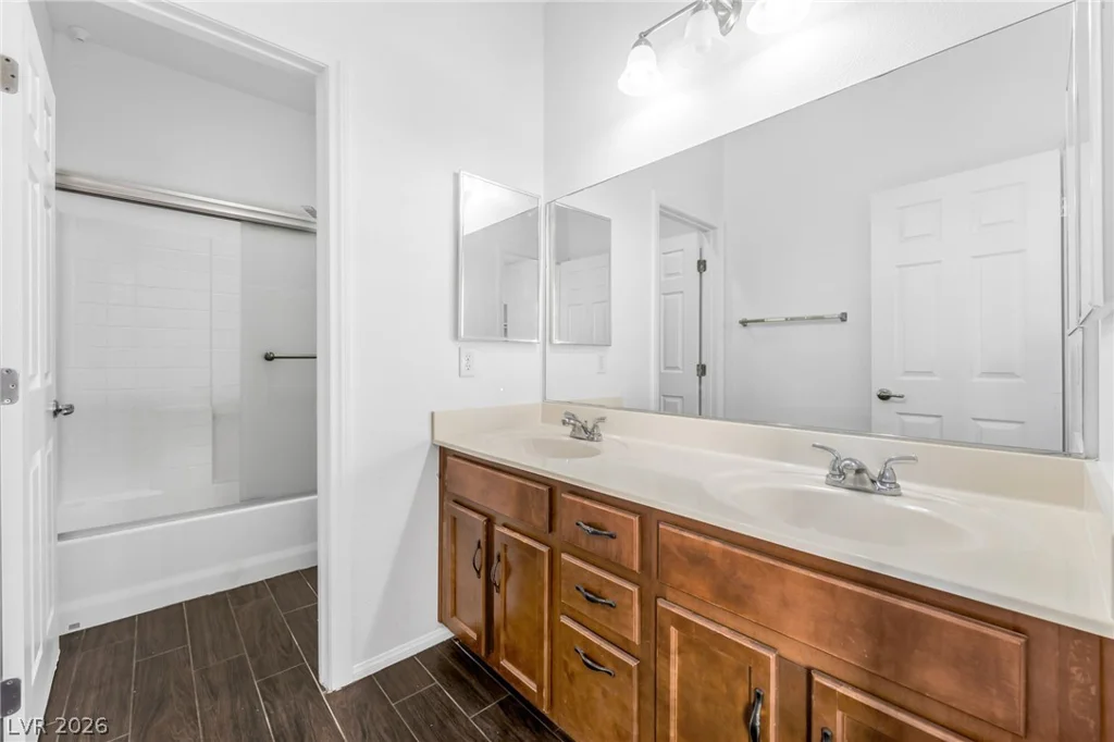 7109 Weavers, North Las Vegas, NV 89084