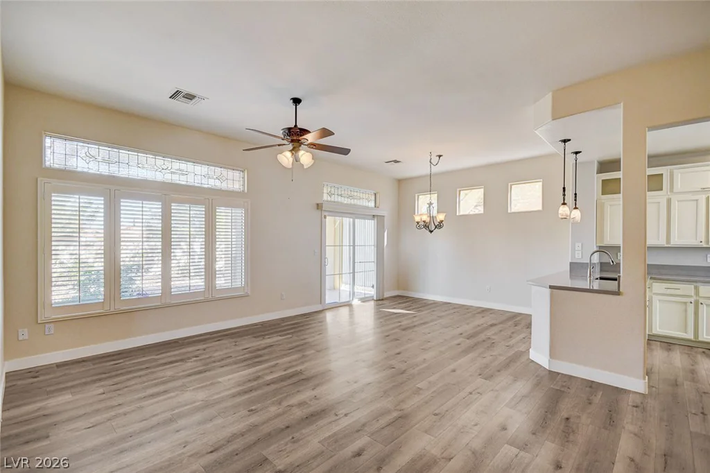 10406 Cogswell, Las Vegas, NV 89134