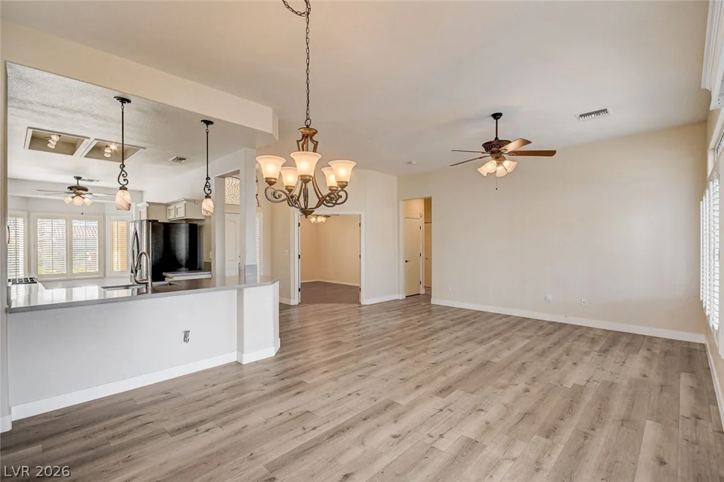 10406 Cogswell, Las Vegas, NV 89134