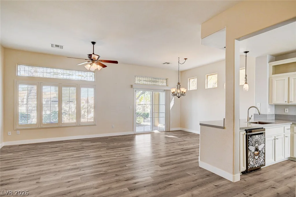 10406 Cogswell, Las Vegas, NV 89134