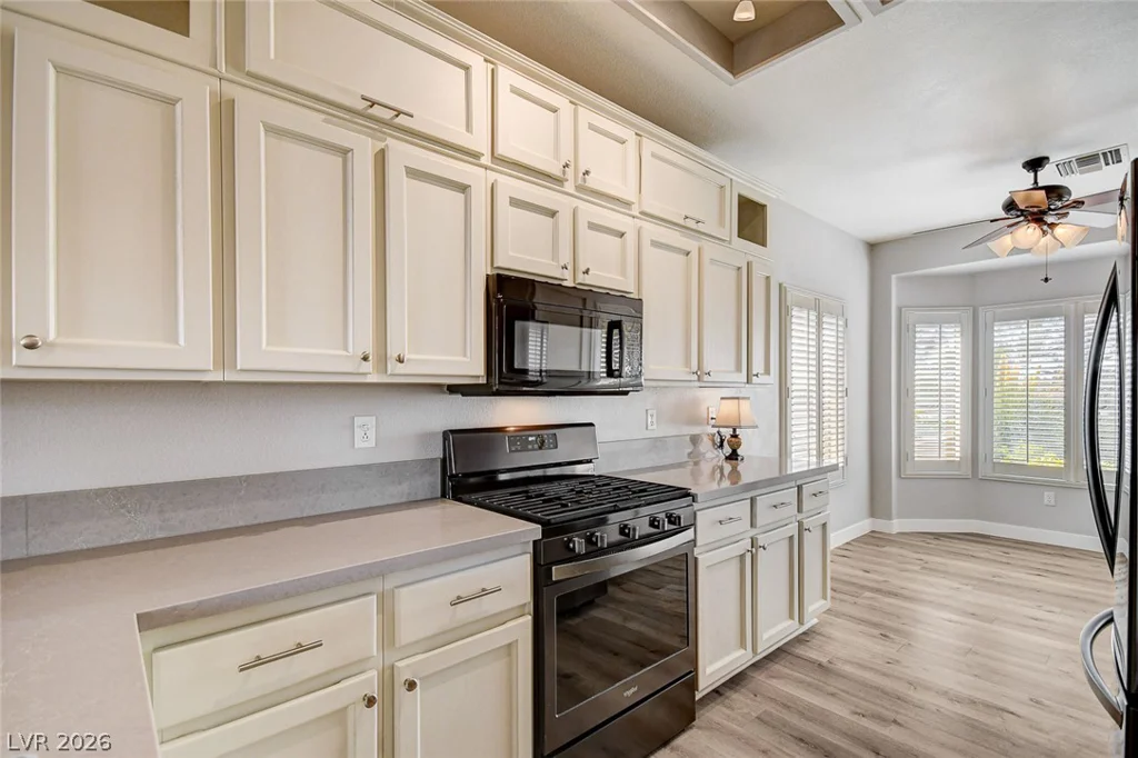10406 Cogswell, Las Vegas, NV 89134
