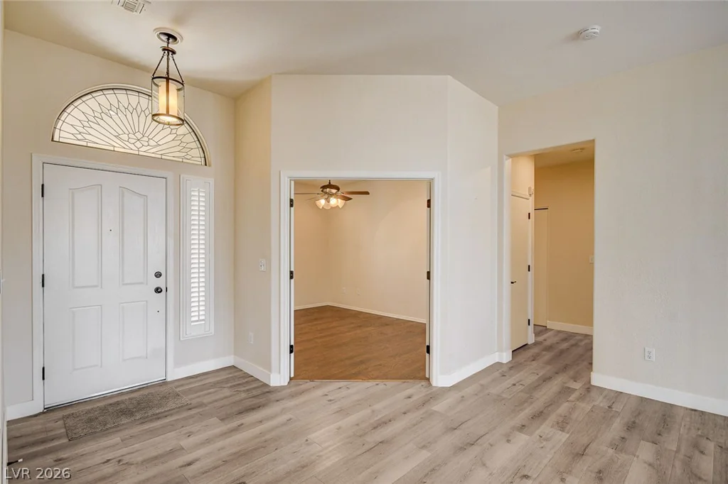 10406 Cogswell, Las Vegas, NV 89134