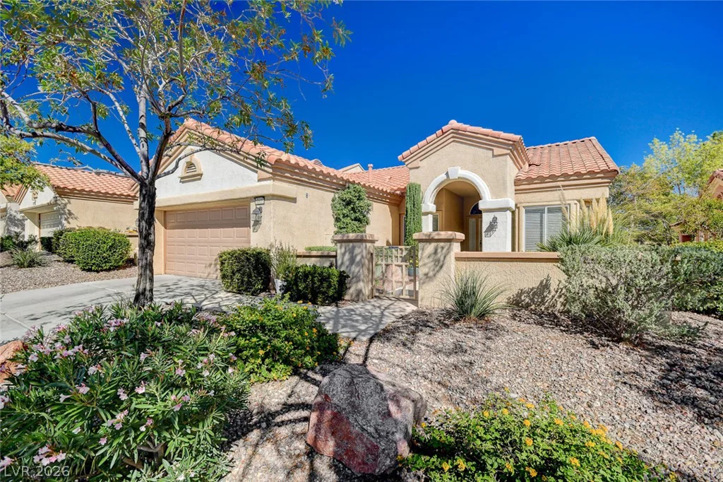 10406 Cogswell, Las Vegas, NV 89134