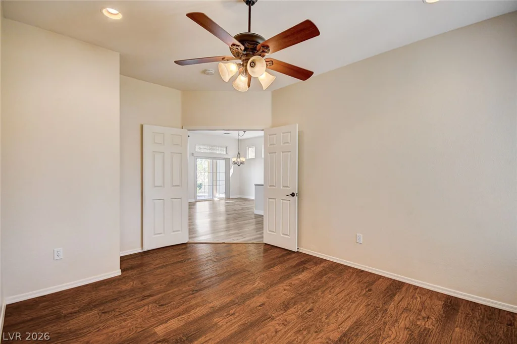 10406 Cogswell, Las Vegas, NV 89134