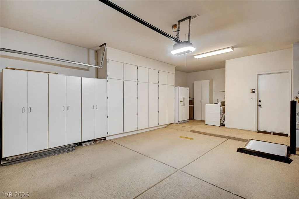 10406 Cogswell, Las Vegas, NV 89134