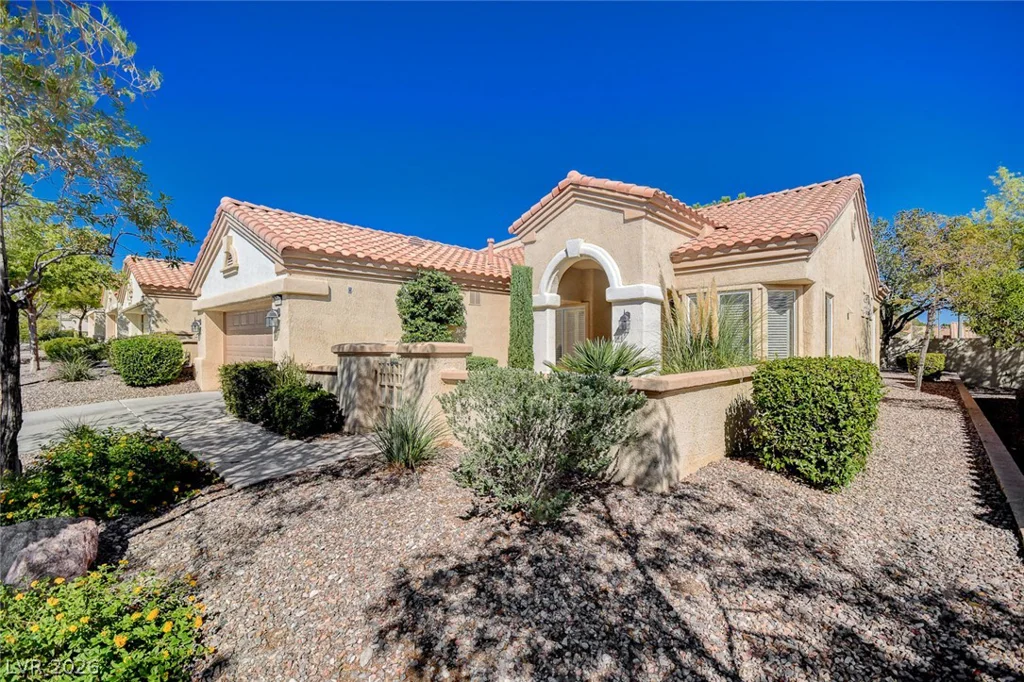 10406 Cogswell, Las Vegas, NV 89134
