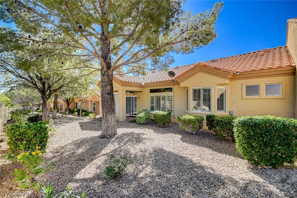 10406 Cogswell, Las Vegas, NV 89134