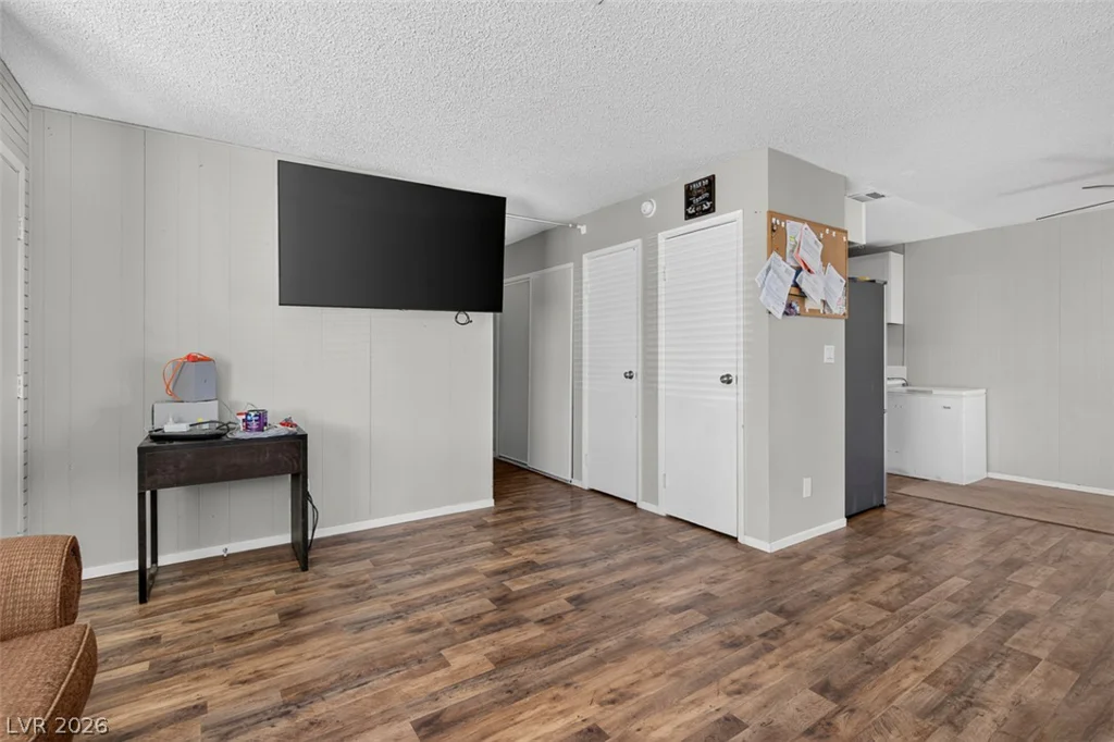 118 Maple, Henderson, NV 89015
