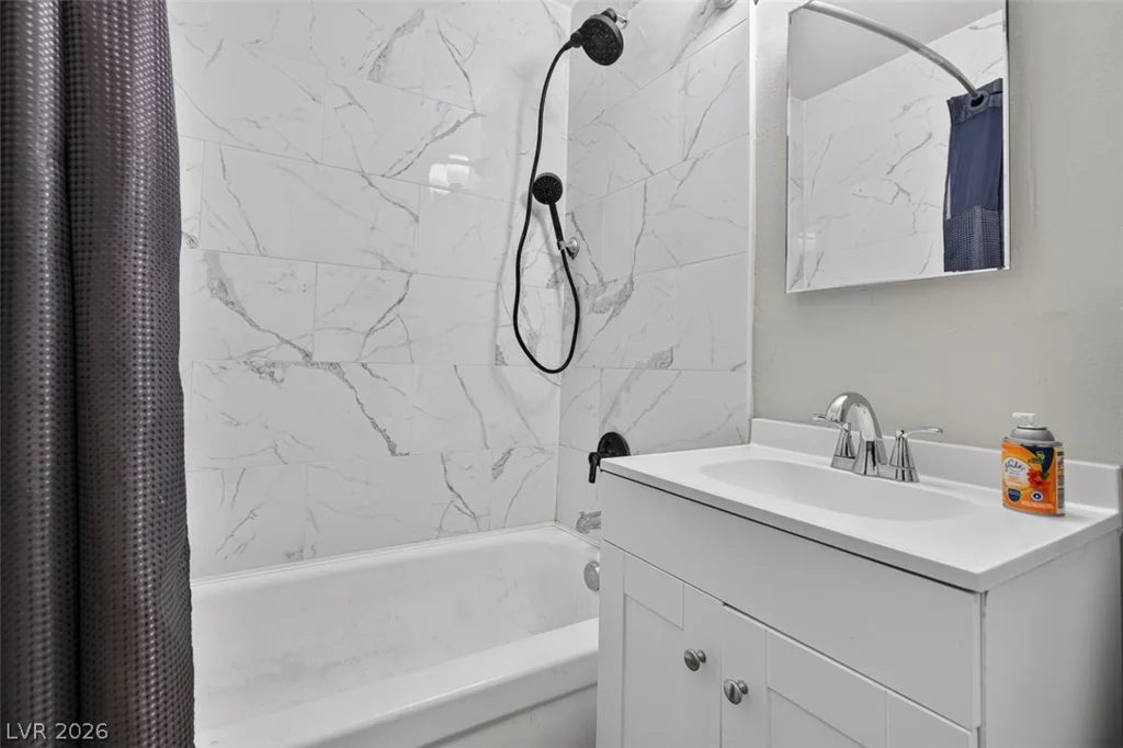 118 Maple, Henderson, NV 89015