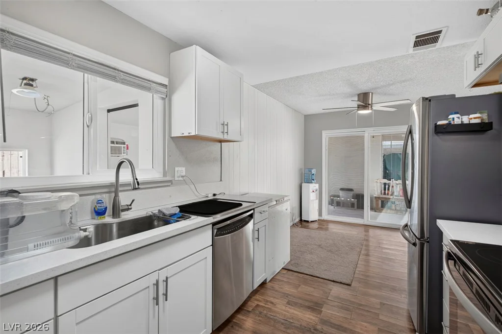 118 Maple, Henderson, NV 89015