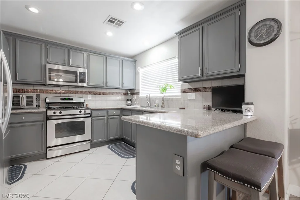 7578 Hope Valley, Las Vegas, NV 89139