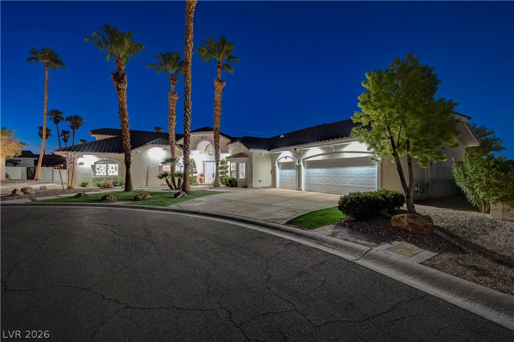 2000 Alexa Breanne, Las Vegas, NV 89117
