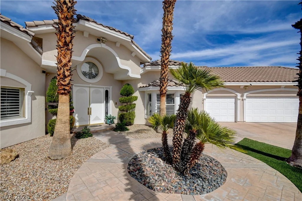 2000 Alexa Breanne, Las Vegas, NV 89117