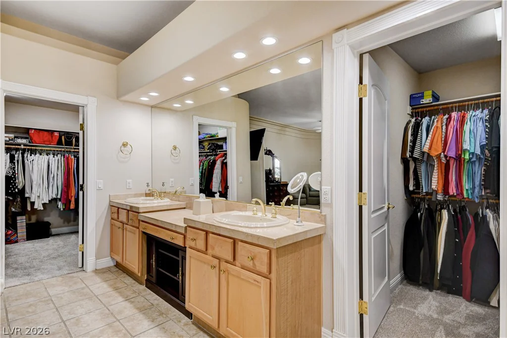 2000 Alexa Breanne, Las Vegas, NV 89117