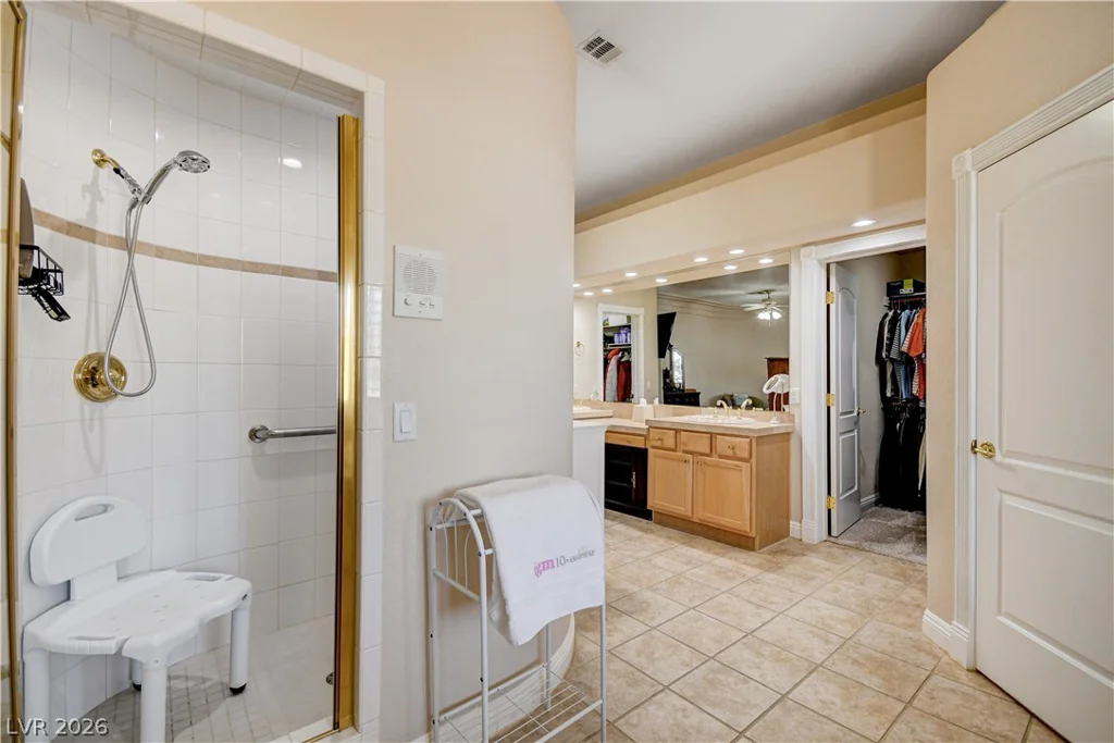 2000 Alexa Breanne, Las Vegas, NV 89117