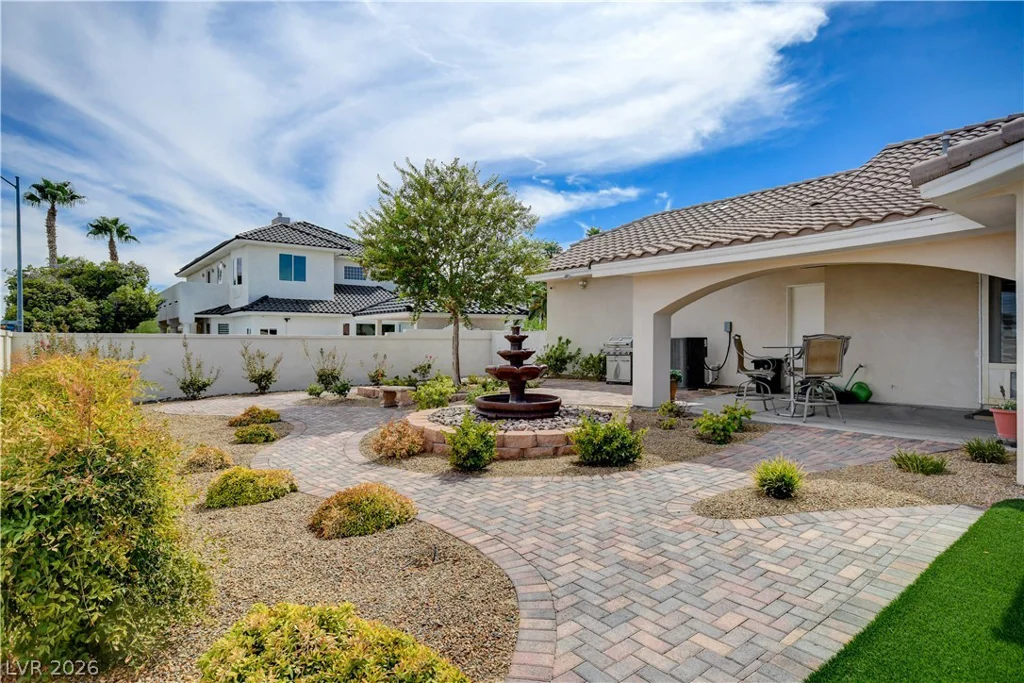2000 Alexa Breanne, Las Vegas, NV 89117