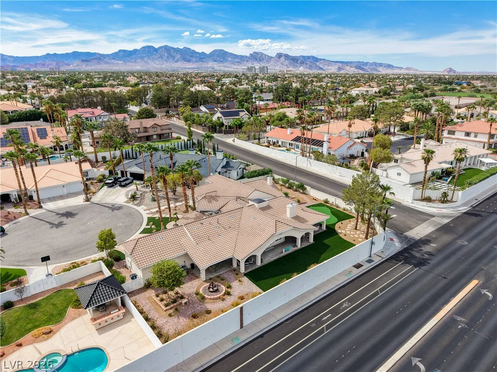 2000 Alexa Breanne, Las Vegas, NV 89117