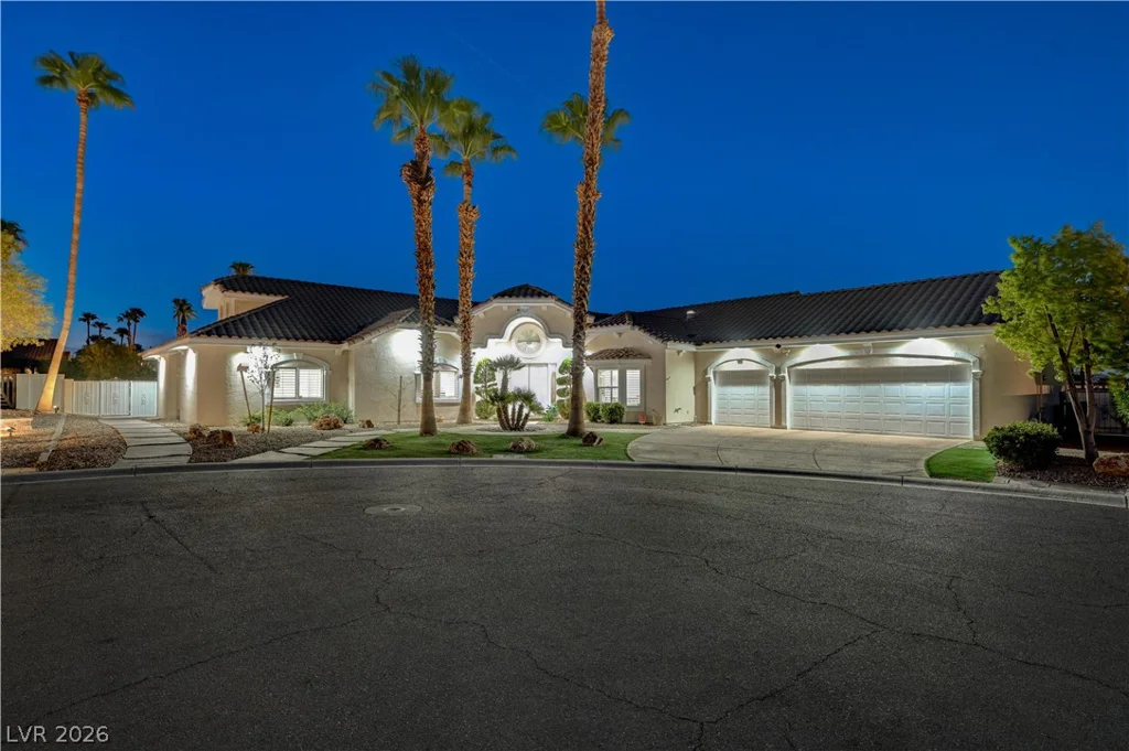 2000 Alexa Breanne, Las Vegas, NV 89117