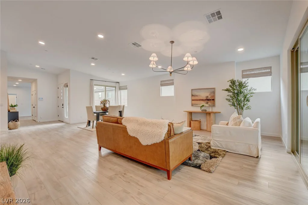 10151 Evergreen Pine, Las Vegas, NV 89166
