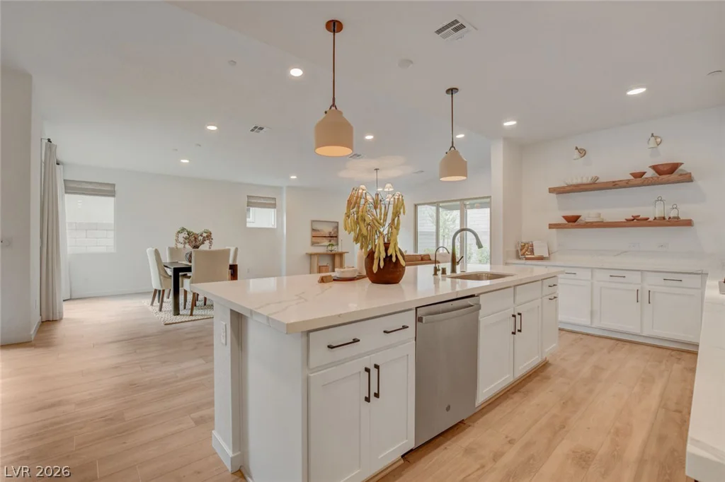 10151 Evergreen Pine, Las Vegas, NV 89166