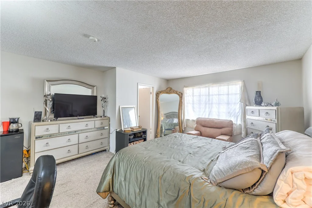 6728 Wenatchee, Las Vegas, NV 89107