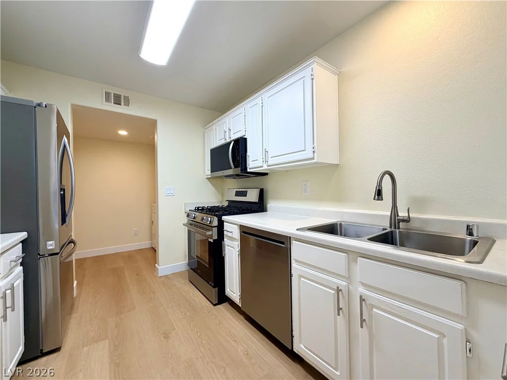 10226 Rocky Tree, Las Vegas, NV 89183