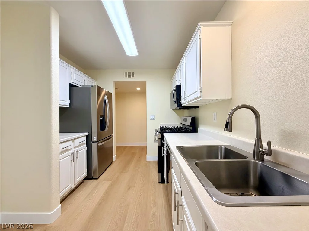 10226 Rocky Tree, Las Vegas, NV 89183