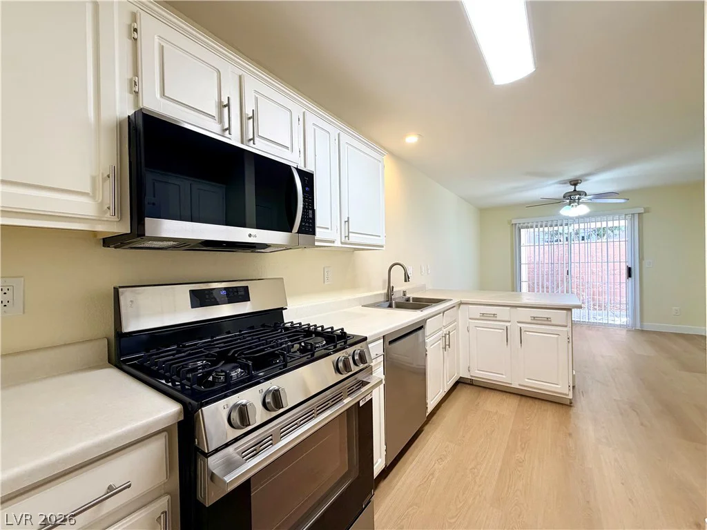 10226 Rocky Tree, Las Vegas, NV 89183