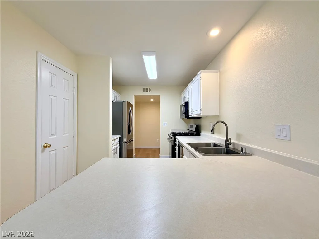 10226 Rocky Tree, Las Vegas, NV 89183