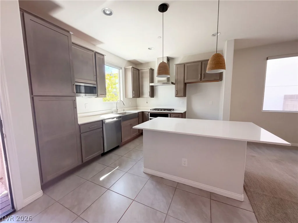 655 Angel Aura, Las Vegas, NV 89138