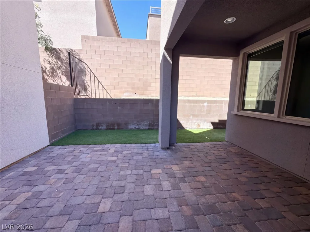 655 Angel Aura, Las Vegas, NV 89138