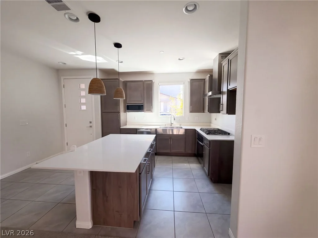 655 Angel Aura, Las Vegas, NV 89138