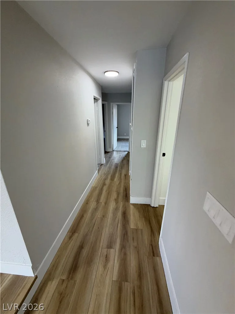 2556 Paradise Village, Las Vegas, NV 89120