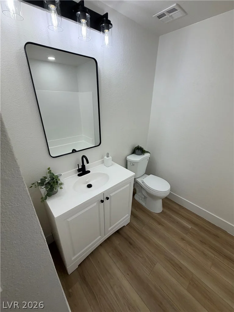 2556 Paradise Village, Las Vegas, NV 89120